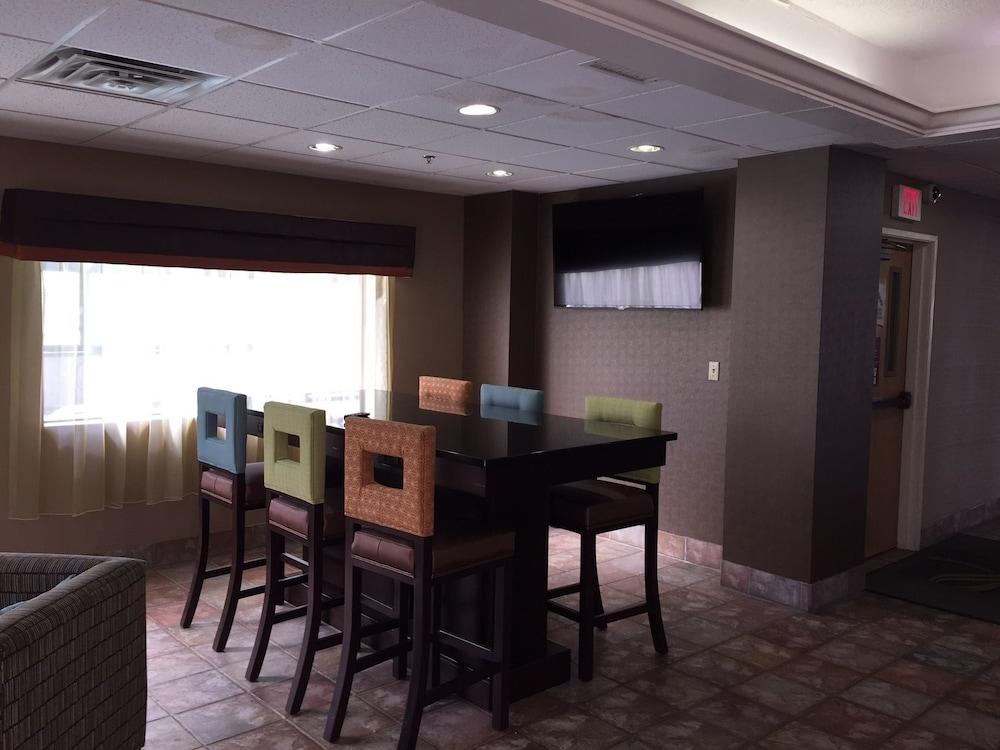 Spark By Hilton Wytheville East Main Street Zewnętrze zdjęcie