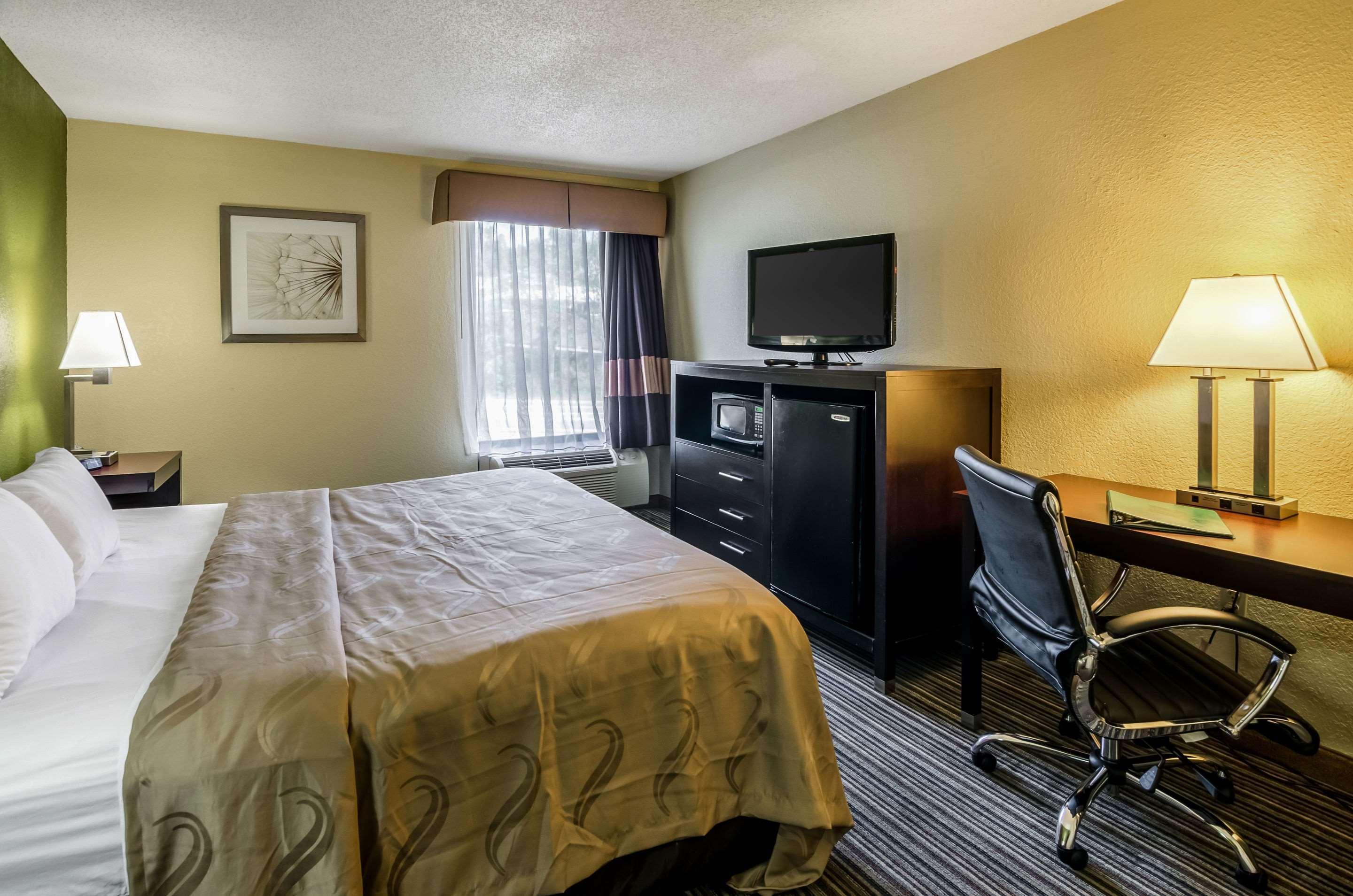 Spark By Hilton Wytheville East Main Street Zewnętrze zdjęcie