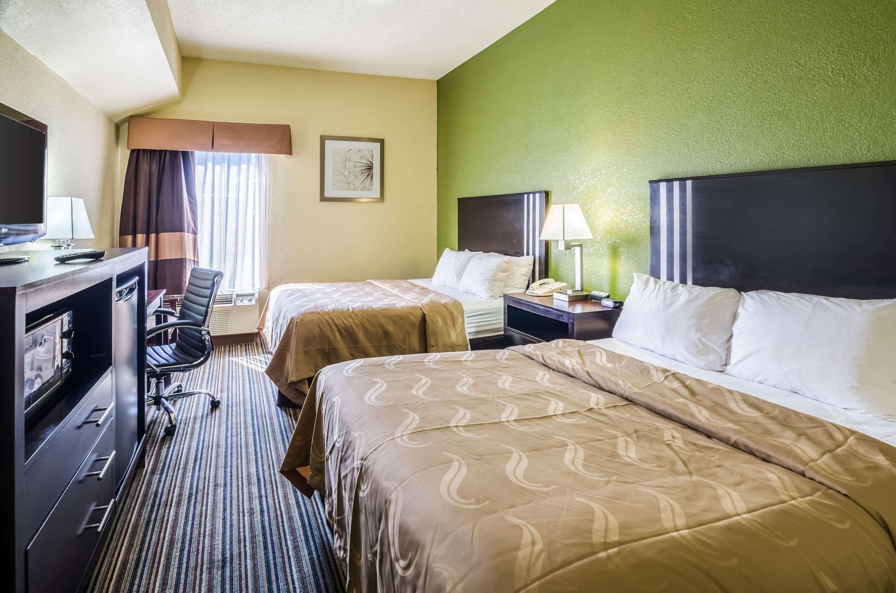 Spark By Hilton Wytheville East Main Street Zewnętrze zdjęcie