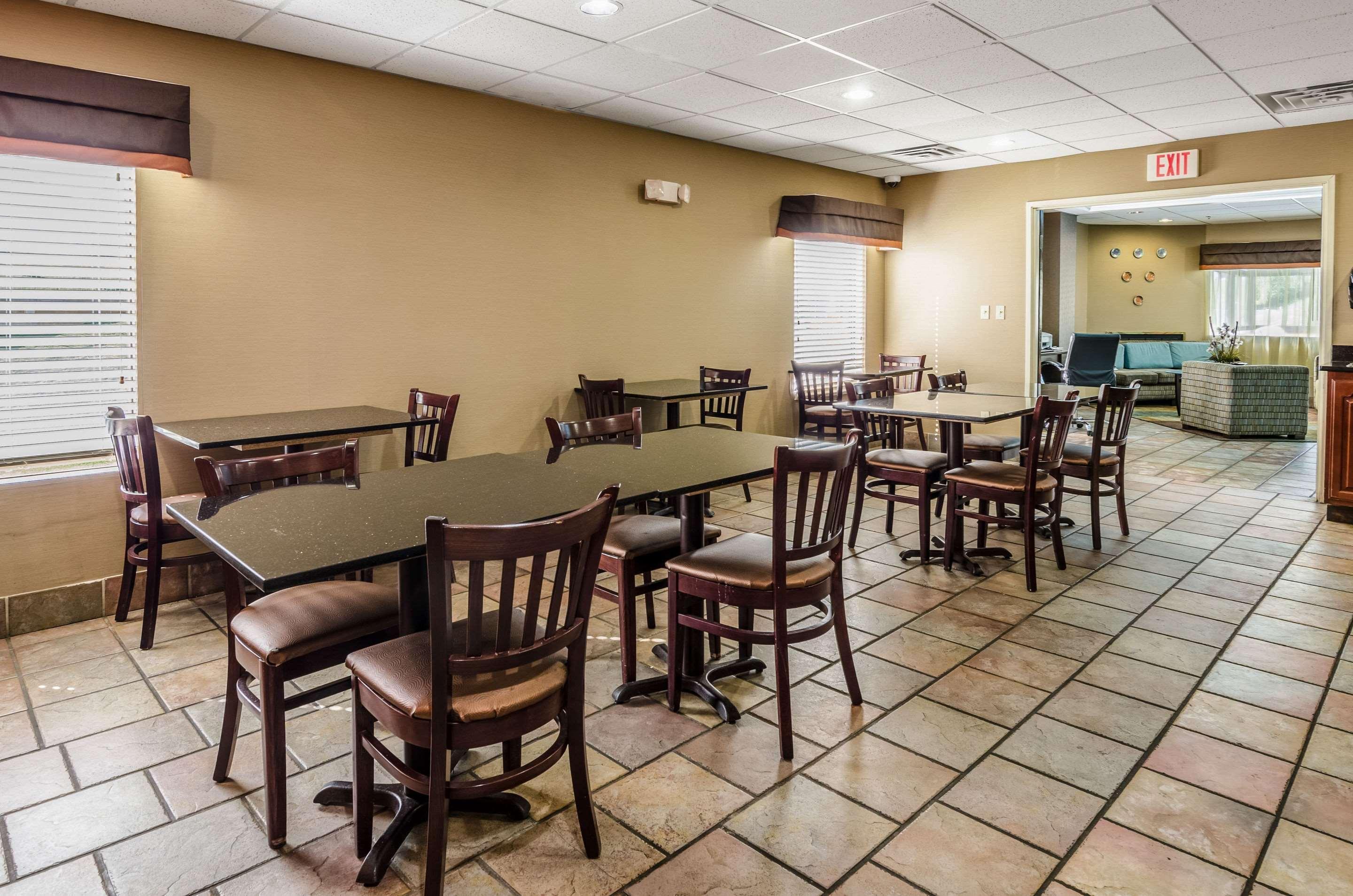 Spark By Hilton Wytheville East Main Street Zewnętrze zdjęcie