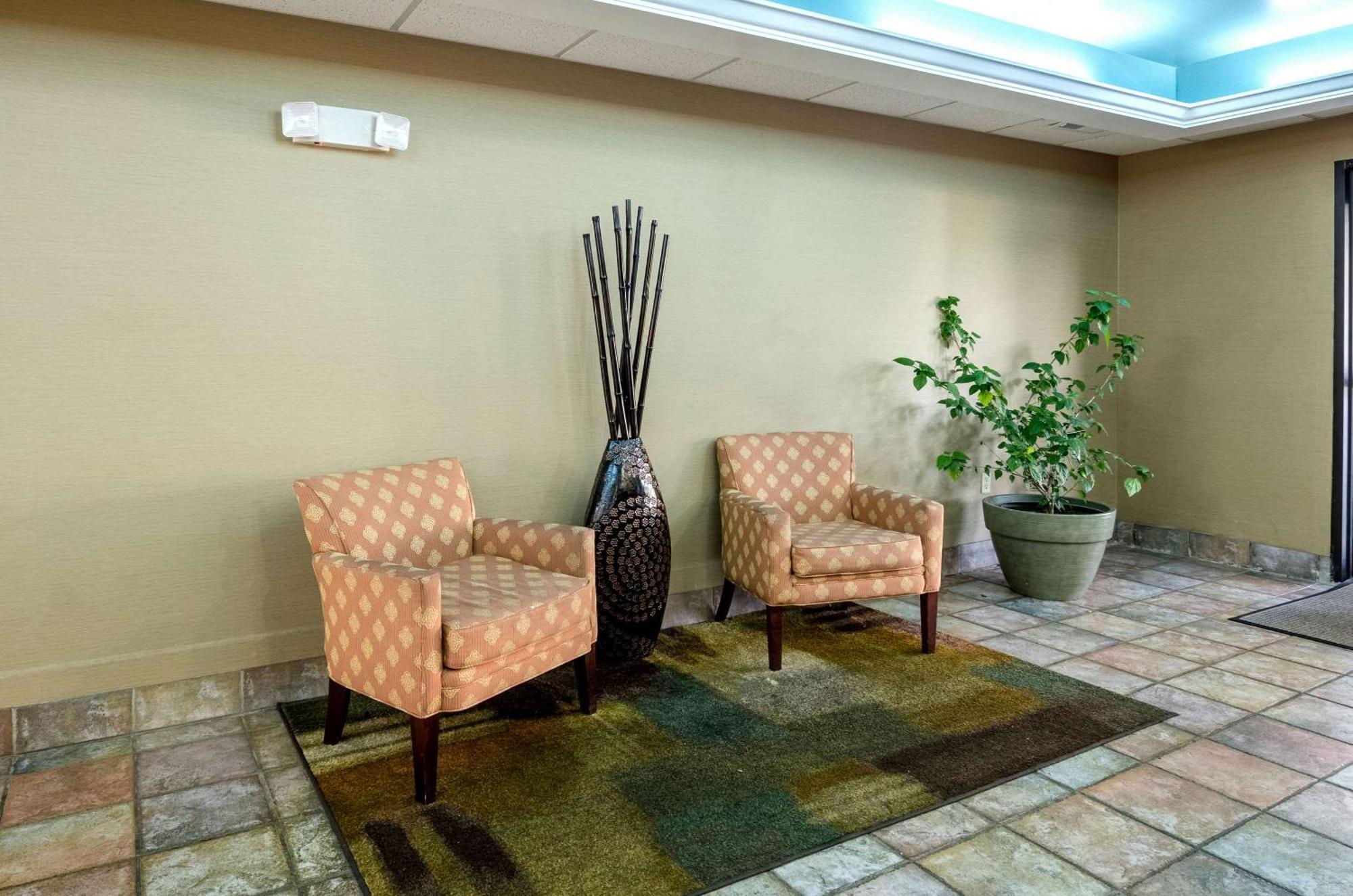 Spark By Hilton Wytheville East Main Street Zewnętrze zdjęcie