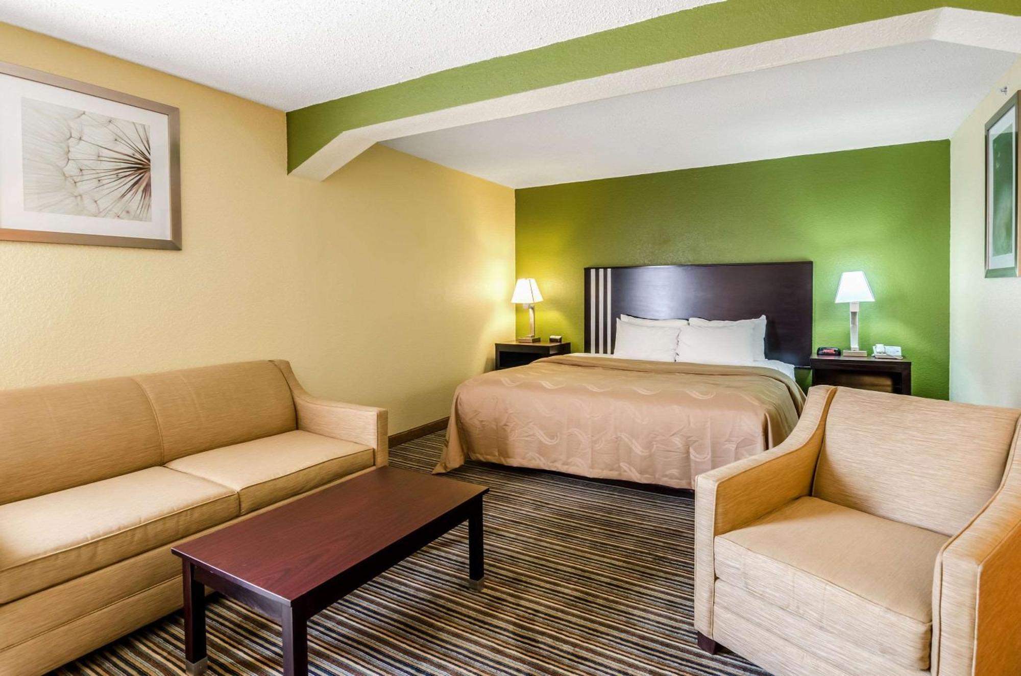 Spark By Hilton Wytheville East Main Street Zewnętrze zdjęcie