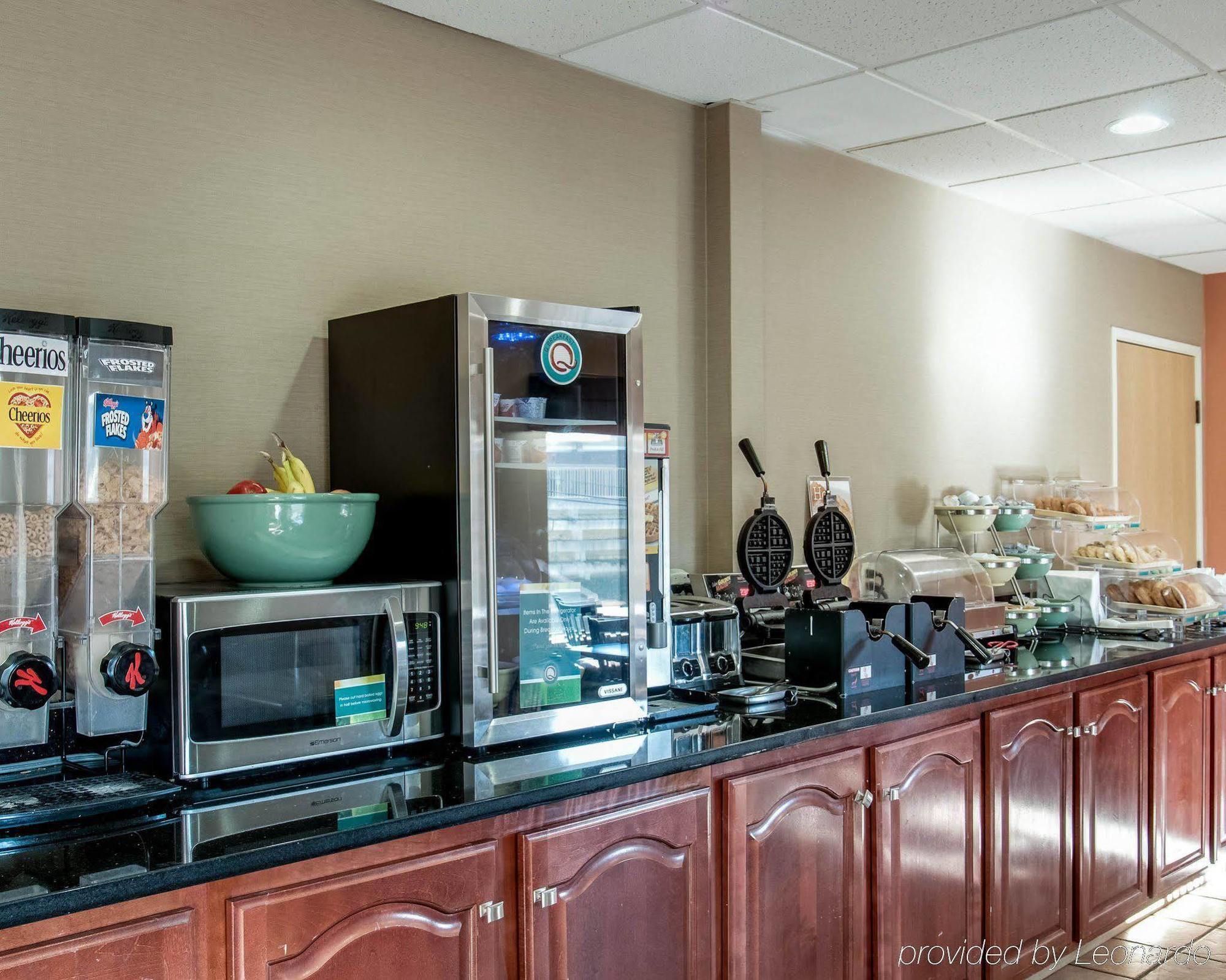 Spark By Hilton Wytheville East Main Street Zewnętrze zdjęcie