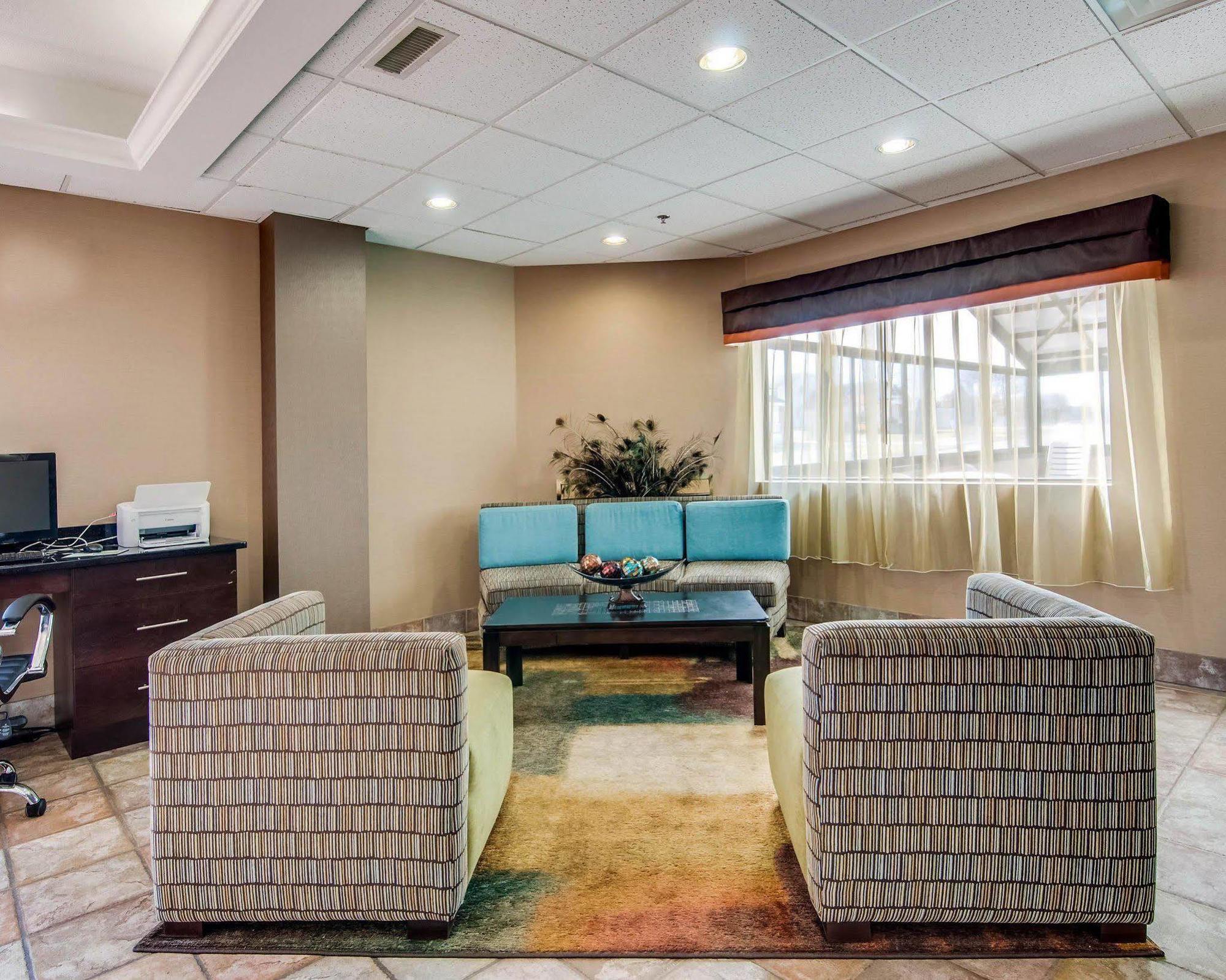 Spark By Hilton Wytheville East Main Street Zewnętrze zdjęcie
